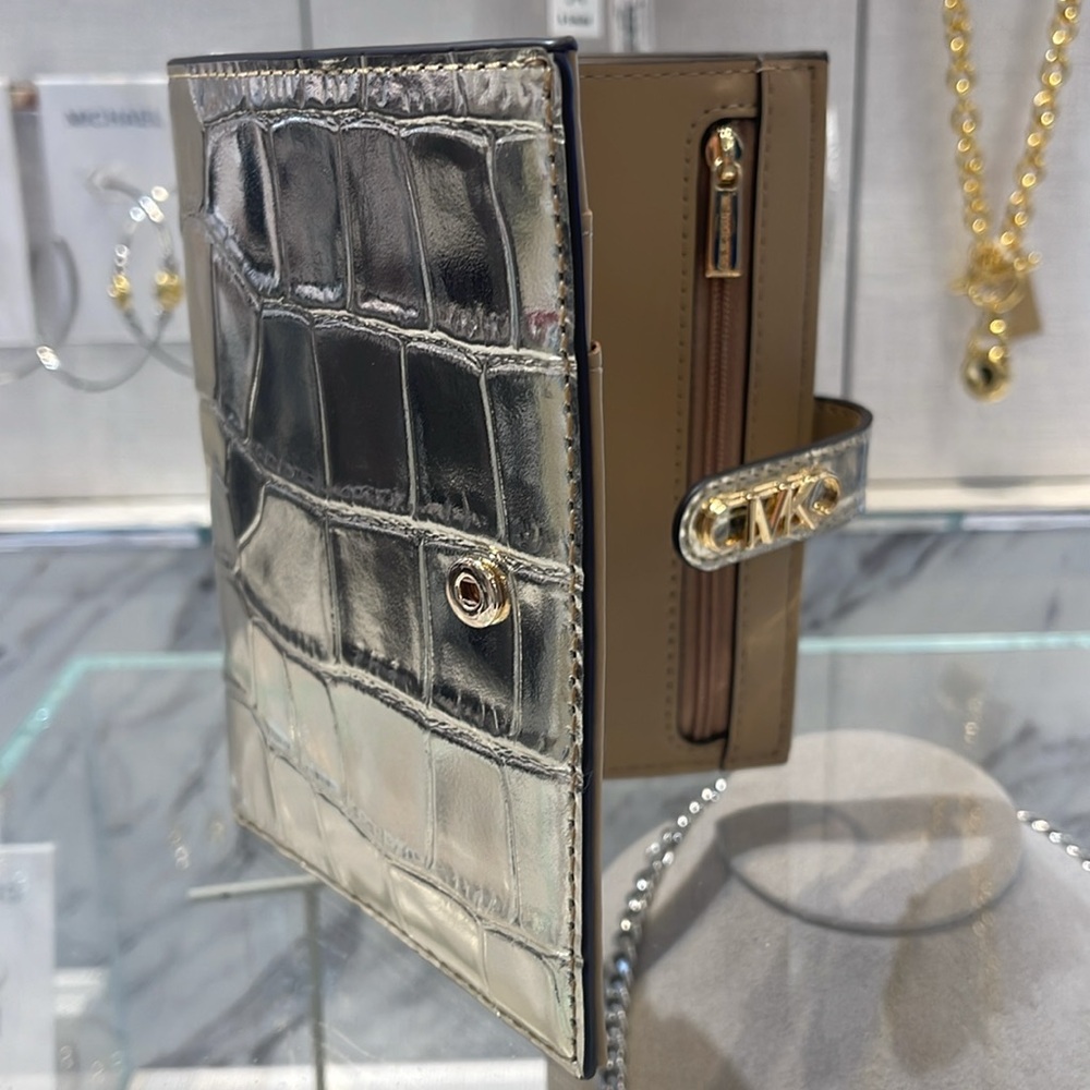 Michael Kors Empire Metallic Crocodile Embossed Leather Passport Wallet
NWT - Picture 10 of 16